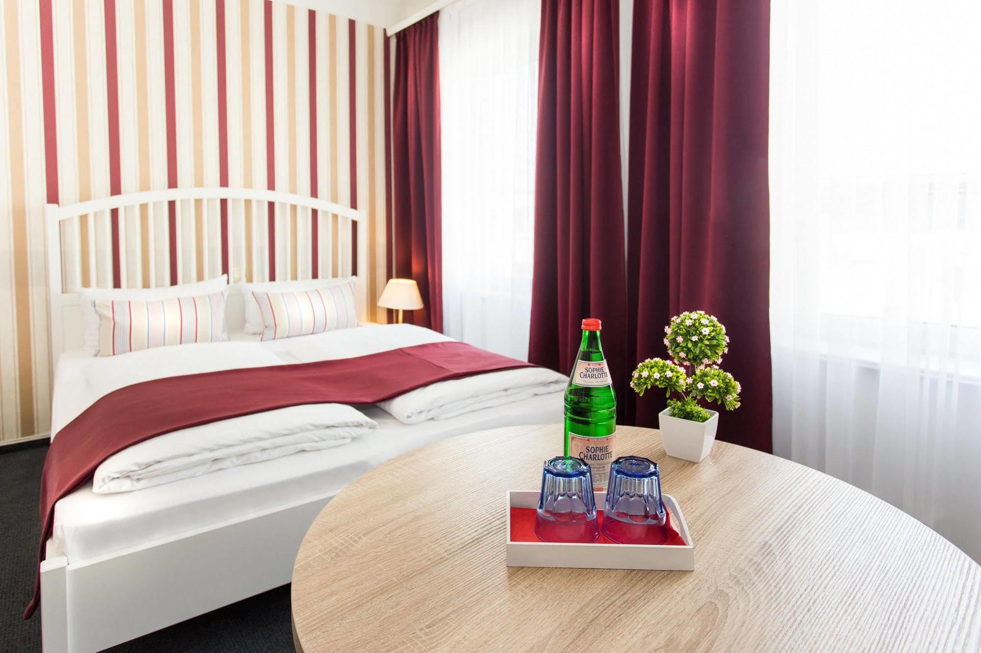 Hotel Condor Hamburg Exterior foto